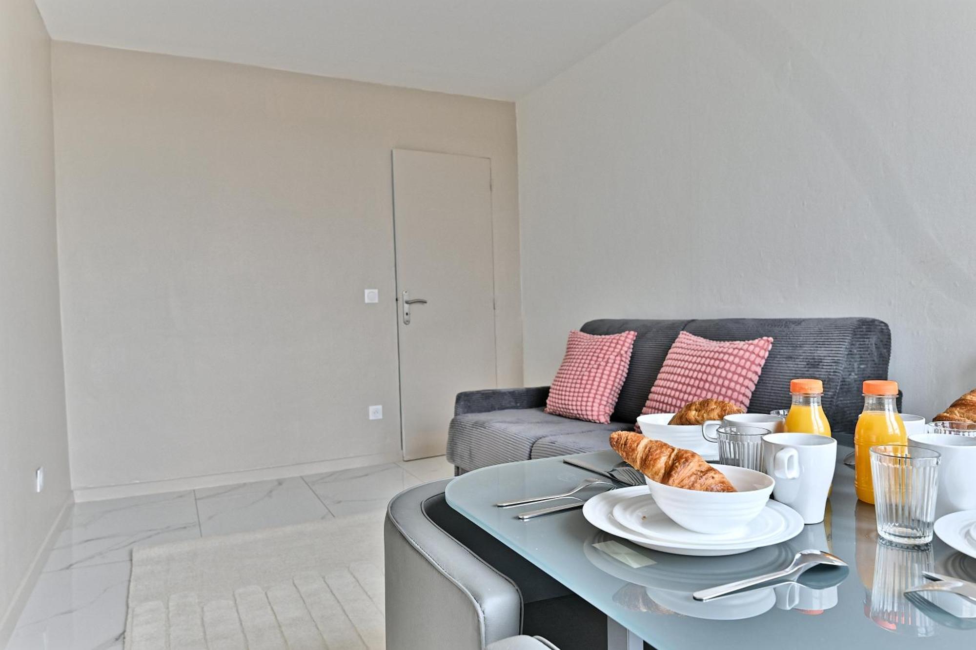 Appartement Paisible Et Moderne - Gagny Экстерьер фото