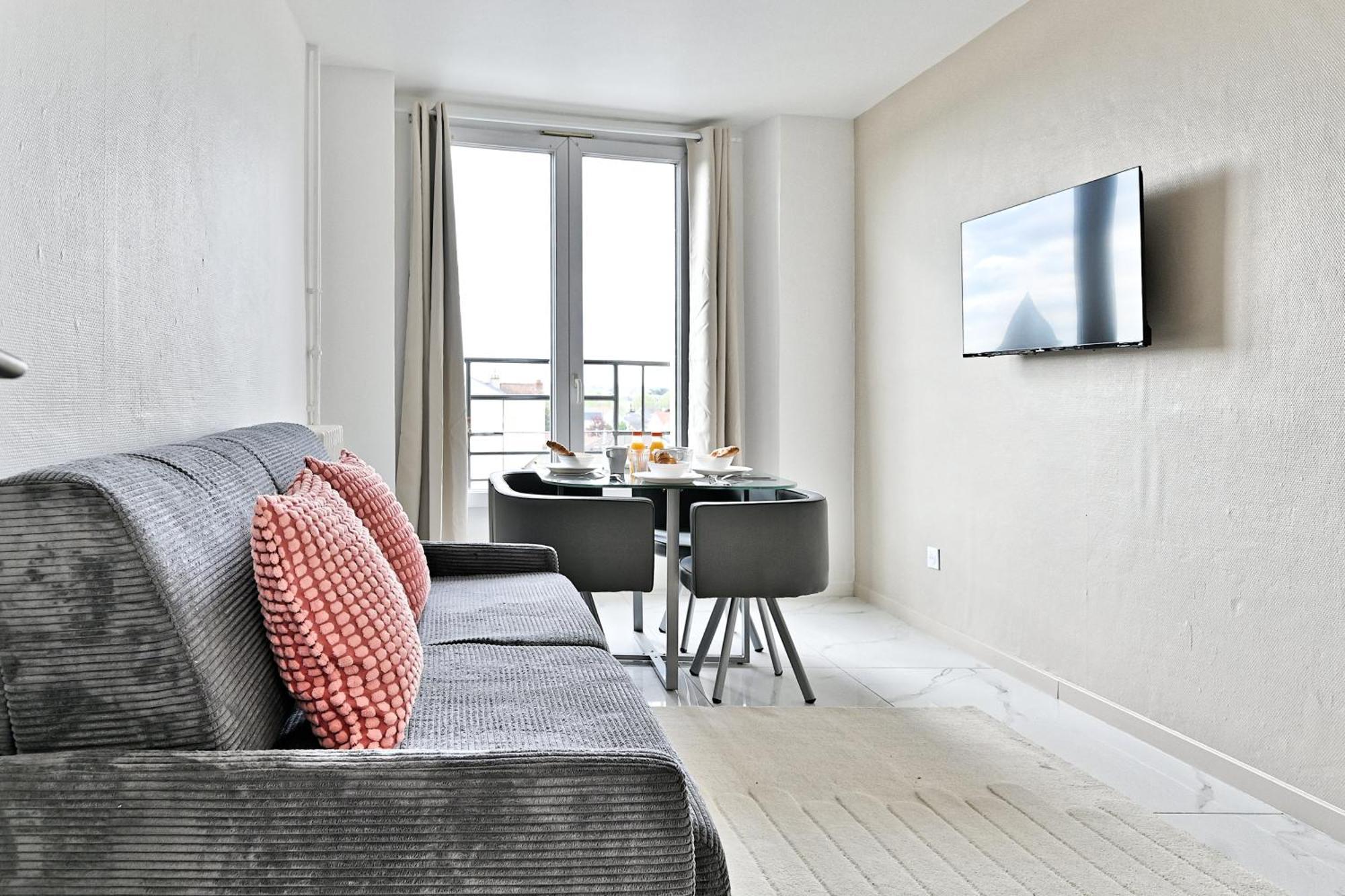 Appartement Paisible Et Moderne - Gagny Экстерьер фото
